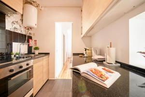 Sunny Apartment with balcony!