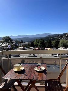 Appartements Studio au pied des pistes avec vue • wifi • balcon ... : photos des chambres