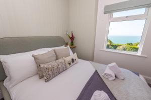 Charming coastal cottage with stunning views - Hope Cottage