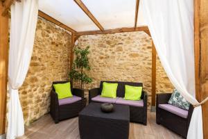 Maisons de vacances Maison d'une chambre avec terrasse amenagee et wifi a Noyen sur Sarthe : photos des chambres