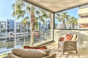 2 Bedroom Apartment in Century City 204QS