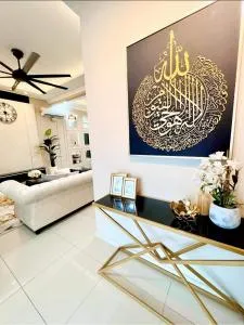 FARIDZ Homestay at Myra Saujana - Kampong Jenderam