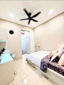 FARIDZ Homestay at Myra Saujana