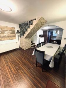 Big DREAMS apartment 