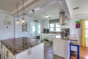 Three Oars Beach Bungalow