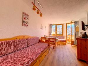 Appartement spacieux proche pistes et commerces avec balcon exposé Sud - FR-1-344-1048