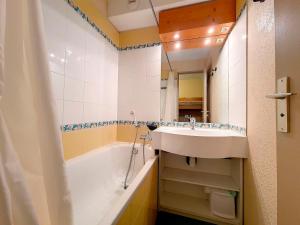 Studio skis aux pieds Les Menuires, 4 pers. - FR-1-344-1006