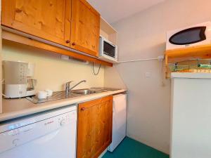 Studio skis aux pieds Les Menuires, 4 pers. - FR-1-344-1006