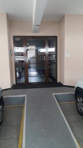 Apto quadra no Hard Rock 30m do mar