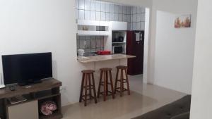 Apto meia praia, pé na areia, quadramar