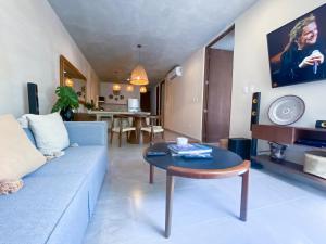 Stylish 2BR Apt Private Pool, Terrace, Fast WiFi Tulum A102