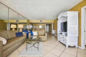 Edgewater Beach Resort #1004 by Book That Condo