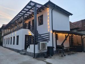 URBANIST Guest House