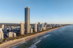 Meriton Suites Surfers Paradise