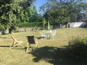 Charmante Maison avec Jardin, Proche Puy du Fou et Cholet, Wifi, Tout Confort - FR-1-622-48