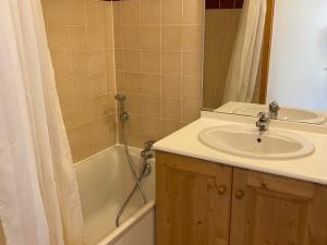 3 pièces pour 6 pers avec balcon, parking, et wifi à Orcières-Merlette - FR-1-636-216