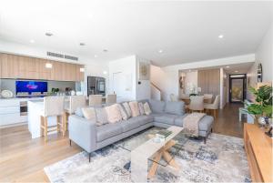 Maraboo Island Beachfront Villa