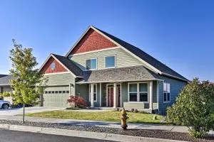 Incredible Oregon Retreat with Private Hot Tub! - Murdock