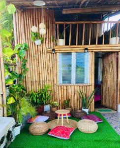 Joyful Hut with Netflix and Perfect Sunrise View Maya, Daanbantayan