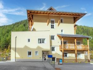 Apartment Zwieselstein near Ski Slopes