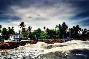 Theeraa Beach Villa in Cherai - Narakal