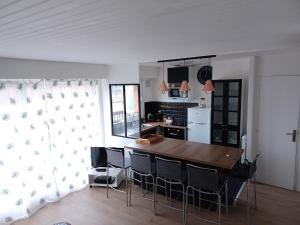 Appartements Duplex Fossorier - BALCON CENTRE VILLE - : photos des chambres