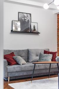 Grójecka 74 by Homeprime