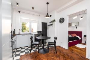 Grójecka 74 by Homeprime