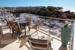 Excellent Sea view 1 Bedroom Apartment, Verandas do Mar, Olhos de Agua AT05