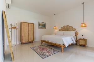 Charming 3 Bedrooms Villa Beach Walking Distance