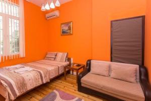 Top Center Apartment 4