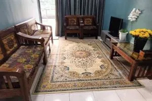 CHEERFUL HOMESTAY - Kampung Sungai Dua