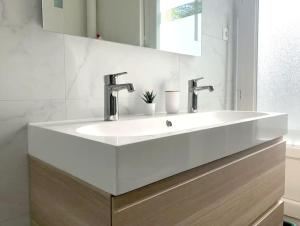 Le Bellevue - Parc, Gare et Vieille ville