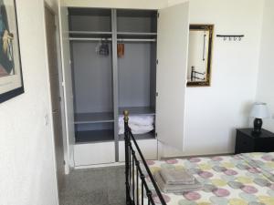 Two bedroom apartment 2 min from beach