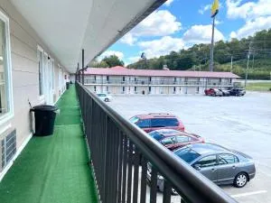 Economy inn - 罗克伍德