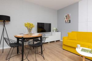 Warsaw Mokotów Apartment with 2 bedrooms by Renters