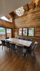 Chalets Chalet Les Cochettes : photos des chambres