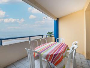 Appartements Appartement Rustique Face a la Mer a Hendaye avec Balcon - FR-1-2-294 : photos des chambres