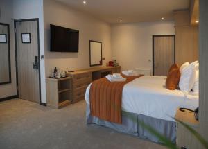 The Teifi Waterside Hotel