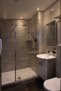 The Teifi Waterside Hotel