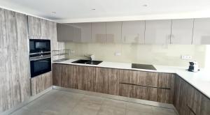 MAGNIFIQUE APPARTEMENT VUE MER - GRANDE TERRASSE ET PISCINE