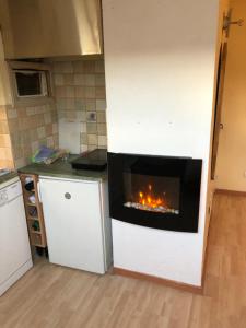 STUDIO SPACIEUX remis a neuf Sur Pistes