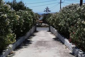 Spacious apartment with view and garden for kids!