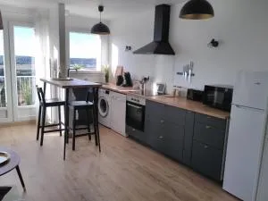 LA SALAMANDRE - 拉·寿塞·圣·威