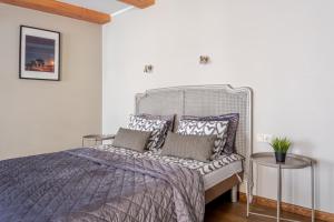 Enjoy Old Town vibes in 1716 Laipu Residence with 4 stylish Apartments and 1 Penthouse