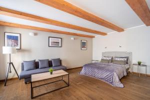 Enjoy Old Town vibes in 1716 Laipu Residence with 4 stylish Apartments and 1 Penthouse