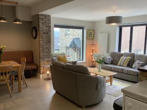 Roundstone Retreats Roundstone harbour lights