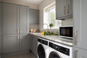 Arlyn, Padarn Lake Viewpoint in Snowdonia