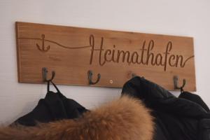 Schöne 54qm 2 Zimmer Ferienwohnung 1-4 Personen an der Kreptitzer Heide auf Rügen - Wandern Fahrradfahren und Meer