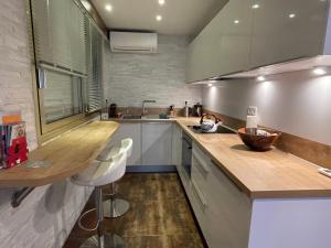 Studio dans résidence privée à 15 mn de cannes